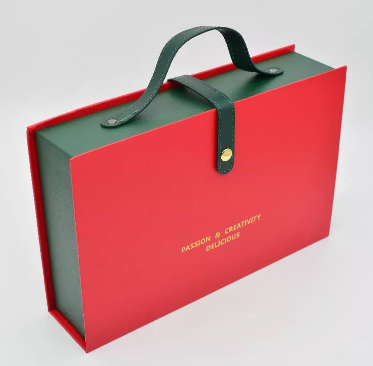 High Quality Black Color Corrugated Women Yoga Wear Paper Packaging Boxes